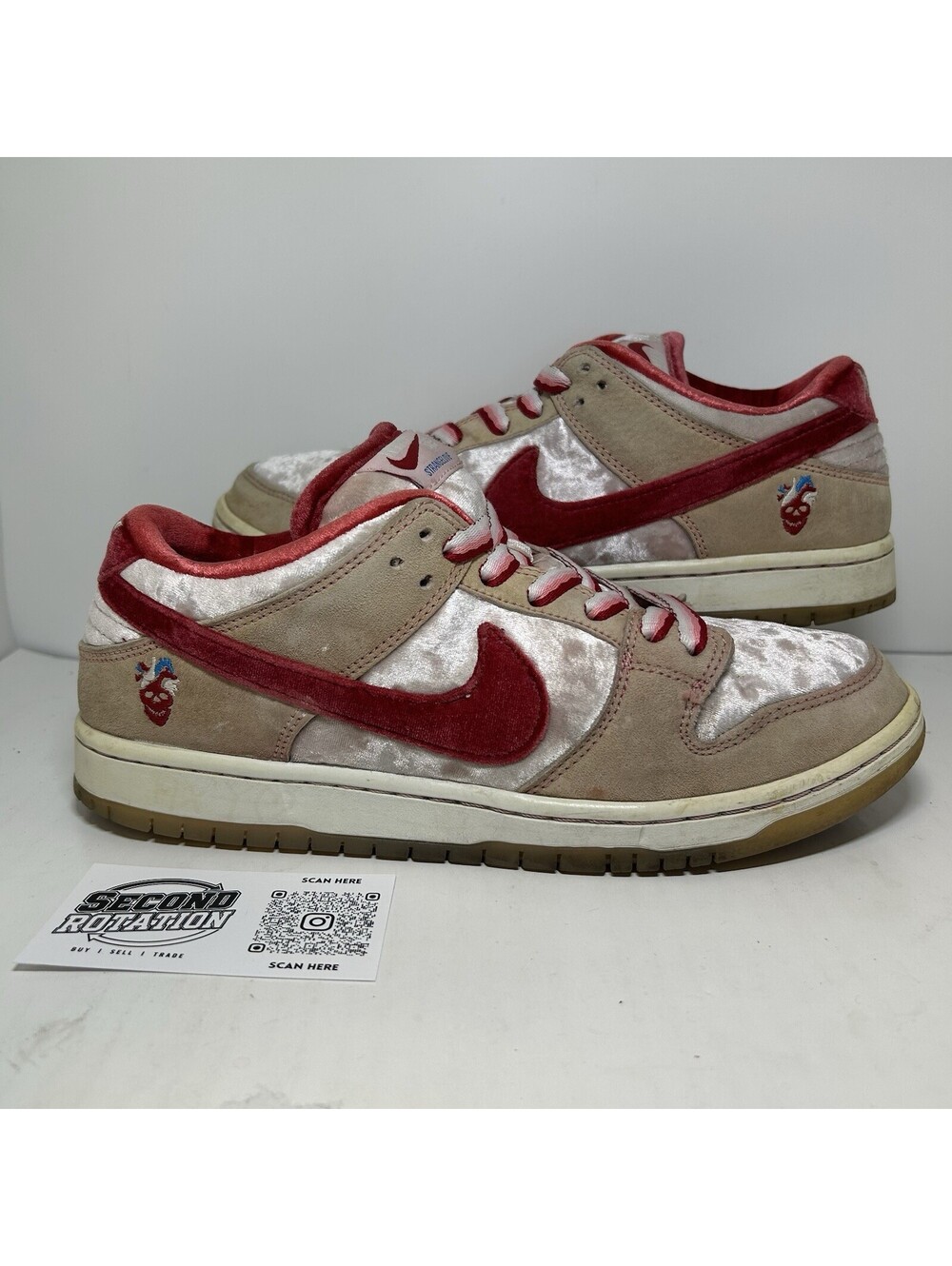Nike SB Dunk Low StrangeLove Skateboards - Size 8.5 OG BOX - (CT2552-800)